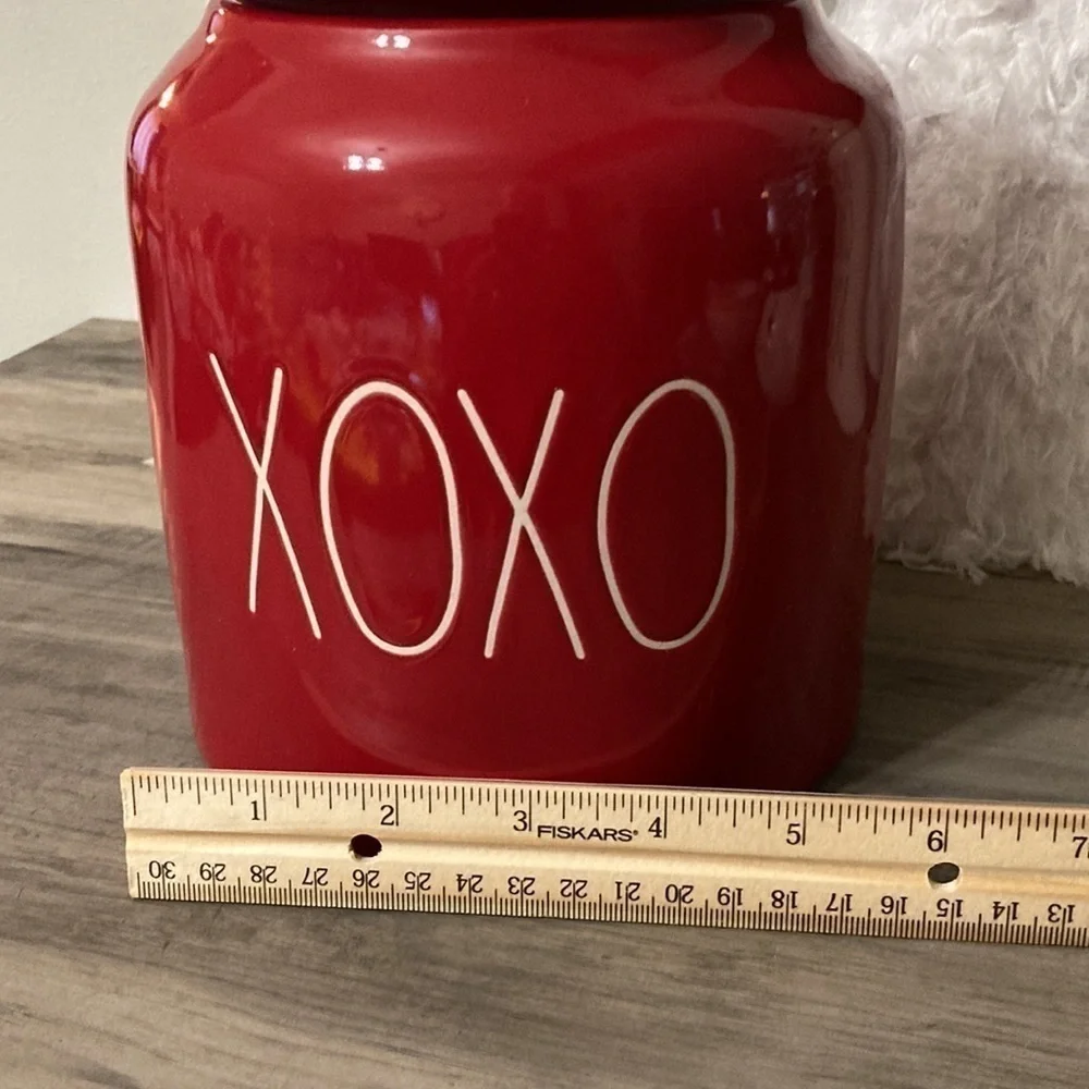 Rae Dunn VALENTINE XOXO RED CHUBBY CERAMIC CANISTER